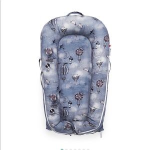 DockATot0-8 months Great Condition !!